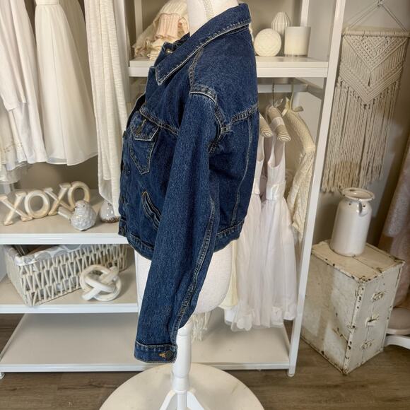 Old Navy Women's Size XS Denim Cropped Button Up Jacket #3280 - Picture 3 of 10